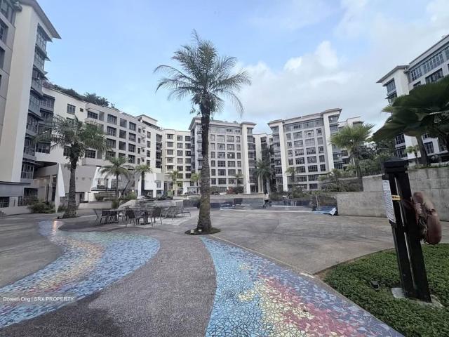 Carissa Park Condominium D17, Condominium