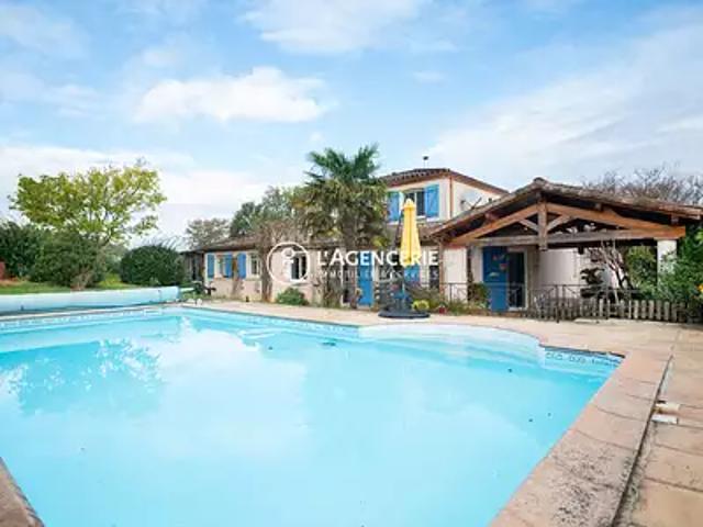 Carlus 81990 Achat / Vente maison 7 pièces t7 piscine parking