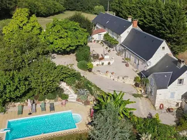 Carlux 24370 Achat / Vente maison 11 pièces t11 piscine