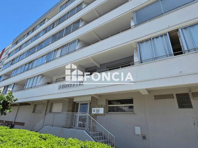 Carnon cote port studio de 18 m2 hab plus loggia a renover appart vendu vide