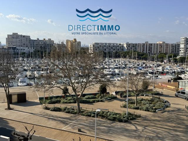 CARNON PLAGE F2 AVEC TERRASSE ET LOGGIA VUE PORT + PARKING