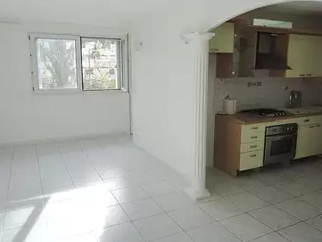 Carnoux en Provence 13470 Location appartement 1 pièce t1