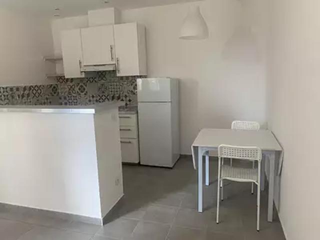 Carnoules 83660 Location appartement 2 pièces t2
