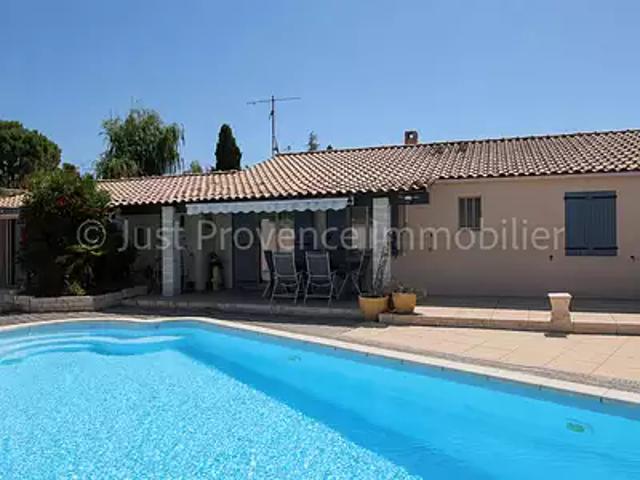 Caromb 84330 Achat / Vente maison 5 pièces t5 au dernier étage piscine