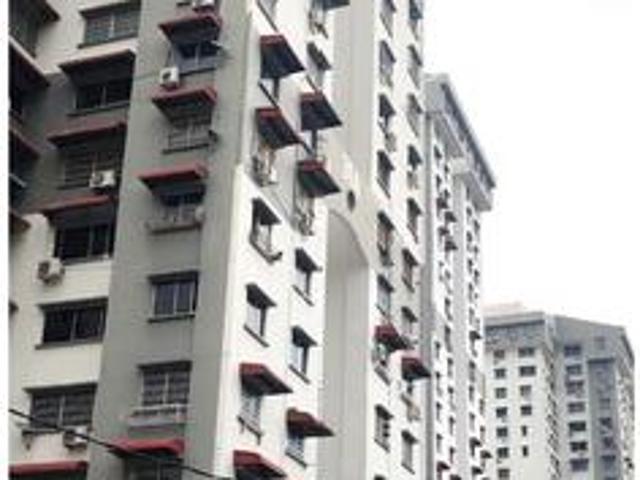 CARPARK LOT same level with HOUSE