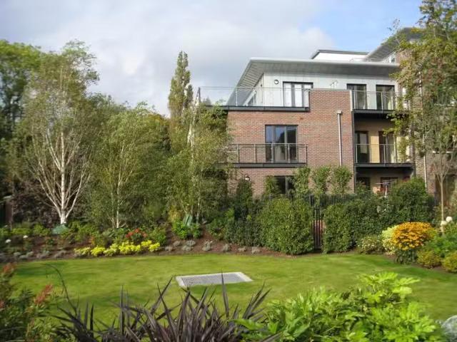 Carpenterstown Road, Castleknock, Dublin 15 is for rent