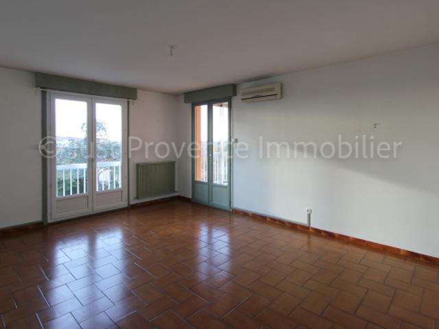 Carpentras appartement de type 3 de 83.01m2