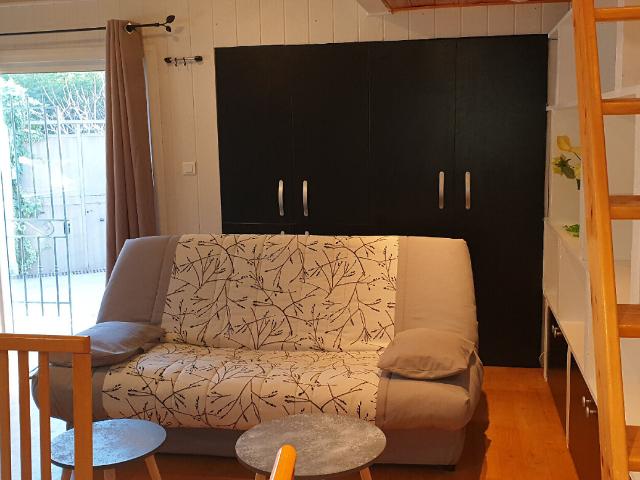 CARPENTRAS APPARTEMENT type1 A LOUER A 499€ + 79€ de charges QUARTIER RESIDENTIEL