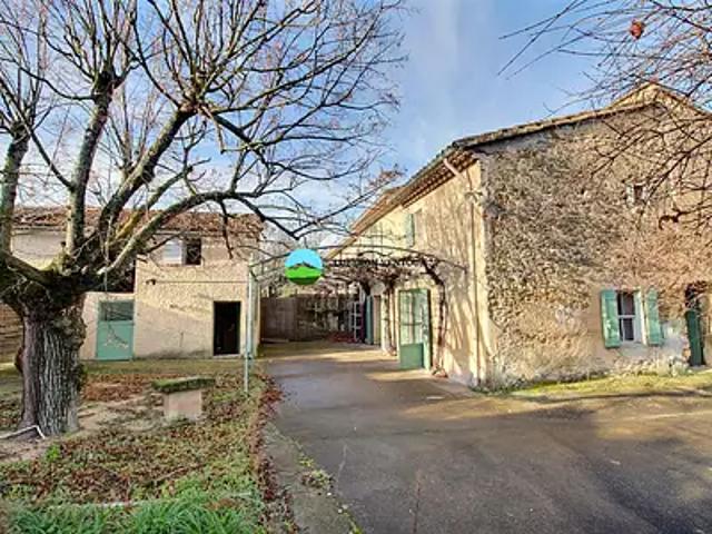 Carpentras 84200 Achat / Vente maison 6 pièces t6