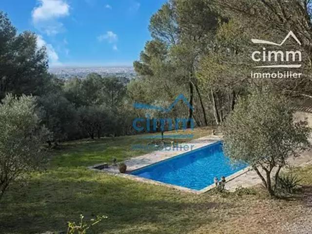 Carpentras 84200 Achat / Vente maison 5 pièces t5 piscine