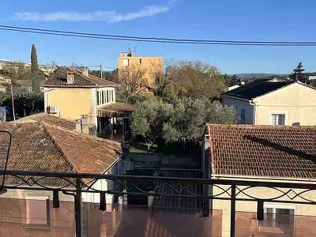 Carpentras 84200 Achat / Vente appartement 4 pièces t4 au dernier étage parking