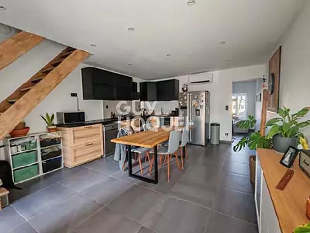 Carpentras 84200 Achat / Vente appartement 4 pièces t4 au dernier étage parking