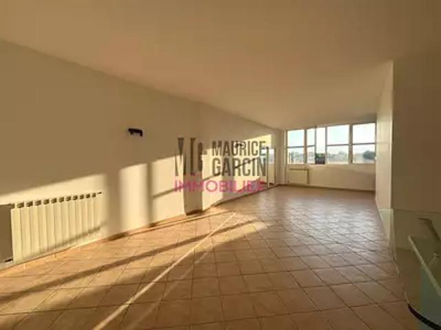 Carpentras 84200 Achat / Vente appartement 5 pièces t5 parking