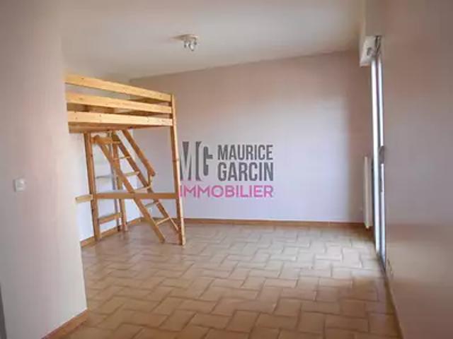 Carpentras 84200 Location appartement 1 pièce t1 parking