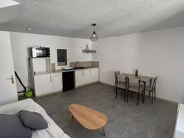 Carpentras 84200 Location appartement 3 pièces t3