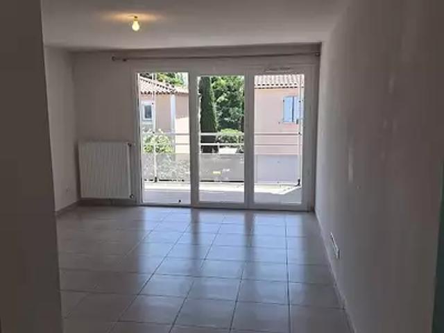 Carpentras 84200 Location appartement 3 pièces t3