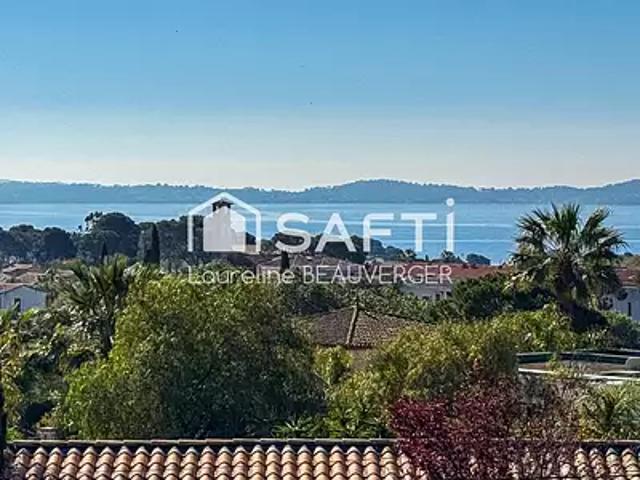 Carqueiranne 83320 Achat / Vente maison 6 pièces t6 parking