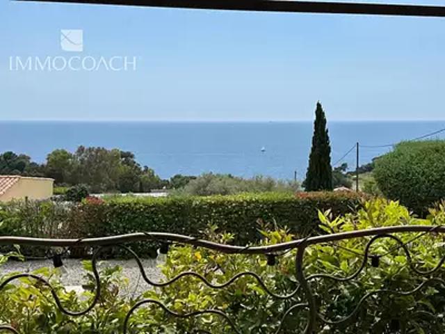 Carqueiranne 83320 Achat / Vente maison 6 pièces t6 piscine