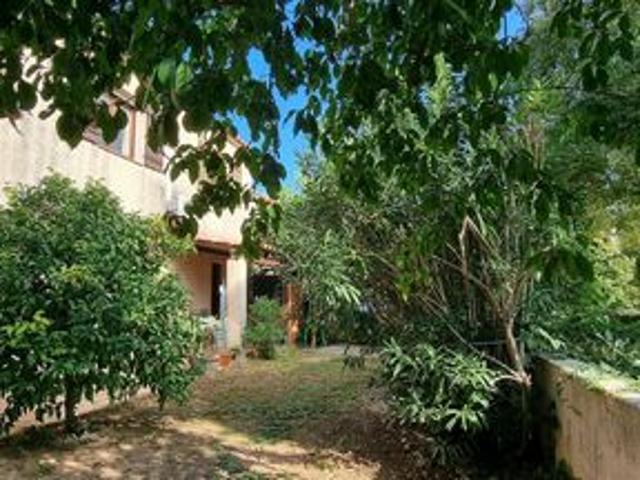 Carqueiranne – Maison familiale au calme, proche mer et commerces – 108 m² sur 264 m² de terrain