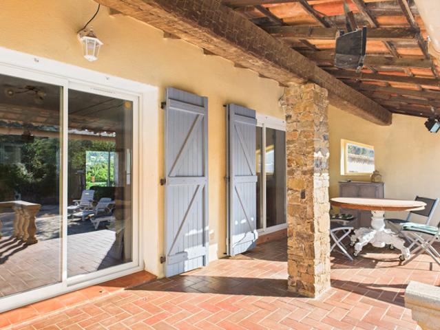 Carqueiranne Villa