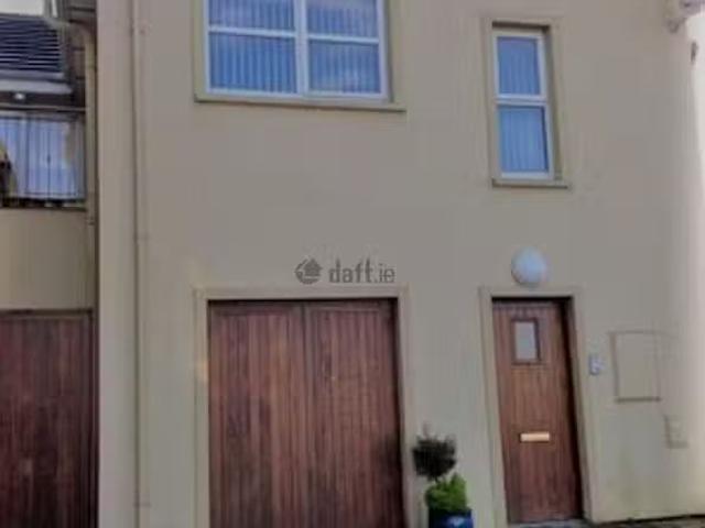 Carraig Laoi, Grenagh, Co. Cork is for rent