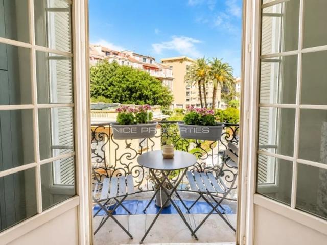 Carré d'Or, superbe appartement Bourgeois de 4 pièces