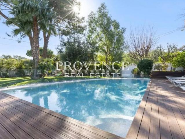 CARRÉ D'OR VILLA T5 280M²