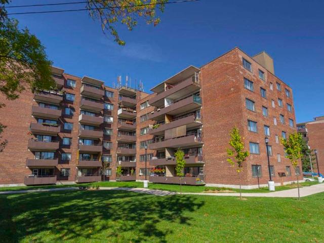 Carrefour Dorval 1 Bedroom available at 455 Racine Avenue, Dorval [object Promise] for Rent