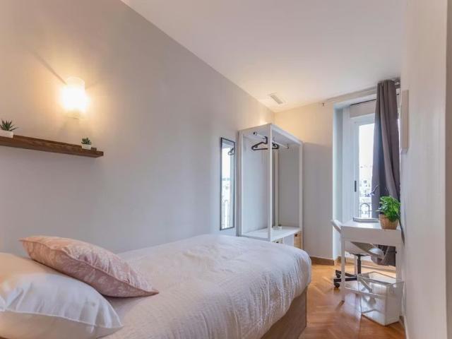 Carrer Comte d'Altea, Valencia, Valencian Community 46005
