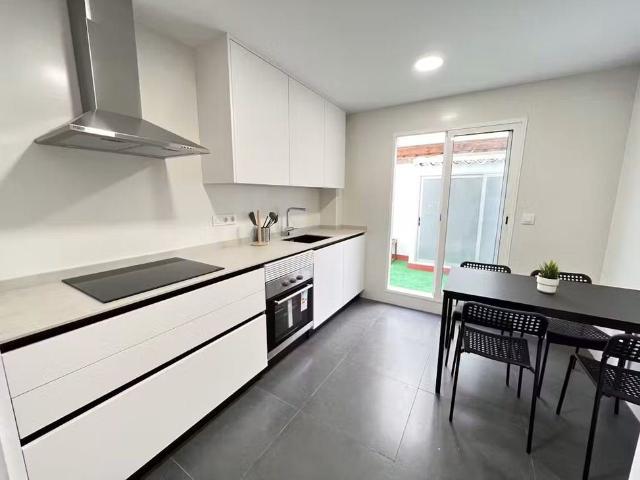 Carrer de Carreres Puchalt, Valencia, Valencian Community 46020