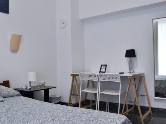 Carrer de Císcar, Valencia, Valencian Community 46005