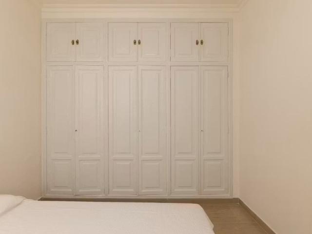 Carrer de Ciscar, Valencia, Valencian Community 46005