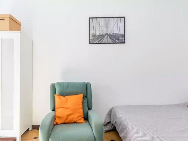 Carrer de Beatriz Tortosa, Valencia, Valencian Community 46021