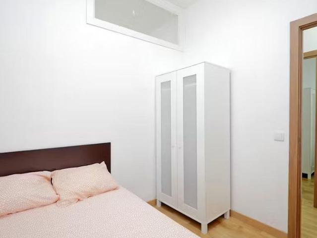 Carrer de Ferlandina, Barcelona, Catalonia 08001