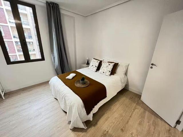 Carrer de Finestrat, Valencia, Valencian Community 46006