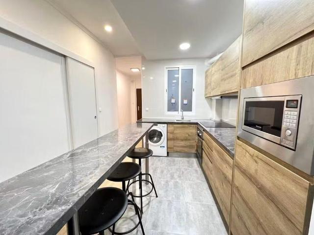 Carrer de Finestrat, Valencia, Valencian Community 46006