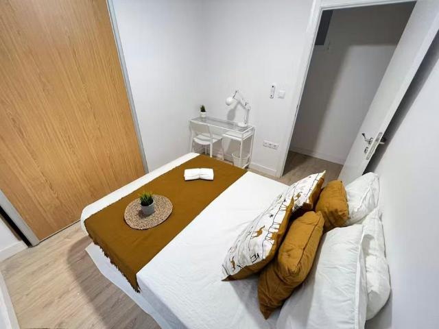 Carrer de Finestrat, Valencia, Valencian Community 46006