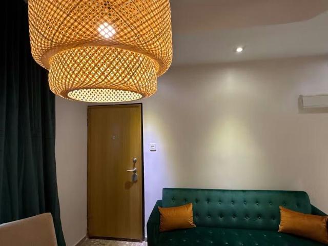 Carrer de l'Omet, Valencia, Valencian Community 46011