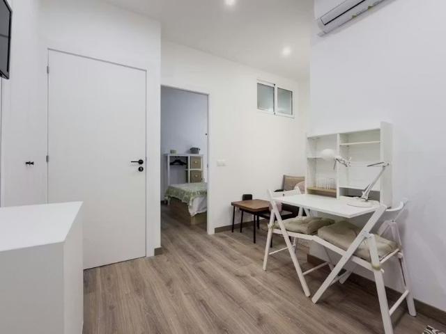 Carrer de la Cera, Barcelona, Catalonia 08001