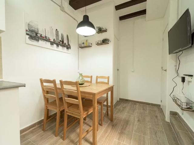 Carrer de la Lluna, Barcelona, Catalonia 08001