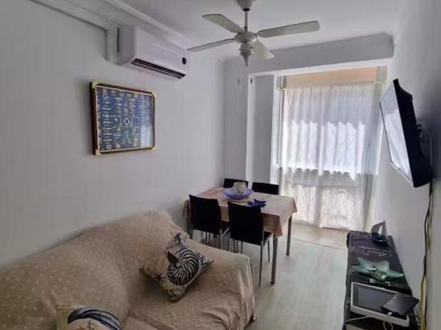 Carrer de la Reina, Valencia, Valencian Community 46011