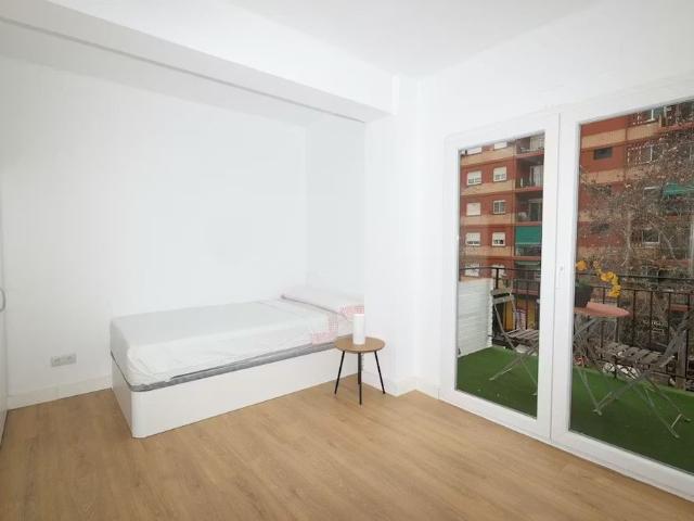 Carrer de l'Explorador Andrés, Valencia, Valencian Community 46022