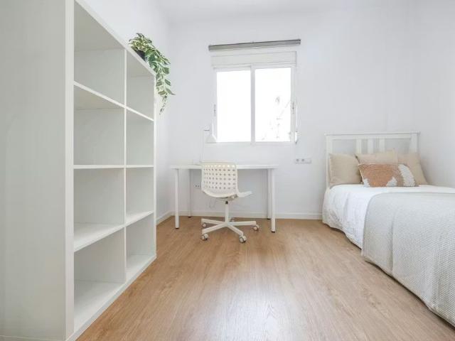 Carrer de Motilla del Palancar, Valencia, Valencian Community 46019