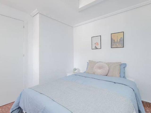 Carrer de Montemayor, Xirivella, Valencian Community 46950