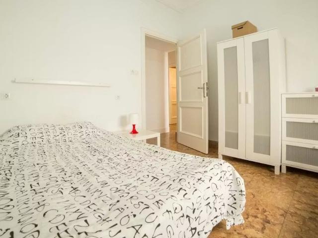 Carrer de Sant Vicent Màrtir, Valencia, Valencian Community 46002