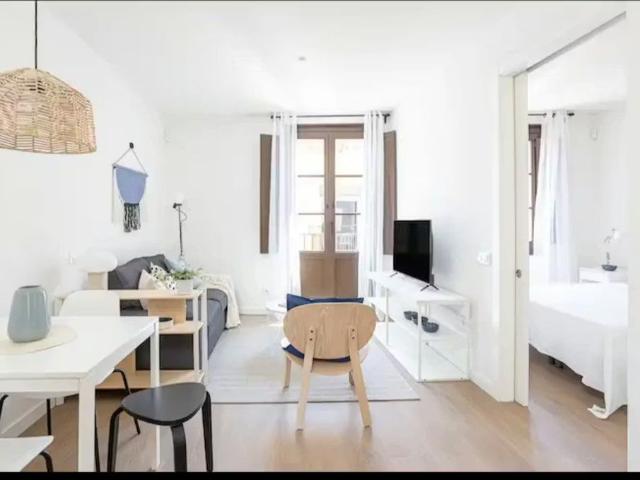 Carrer de Sant Bertran, Barcelona, Catalonia 08001