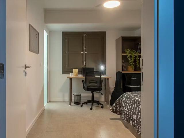 Carrer de Sant Donís, Valencia, Valencian Community 46003