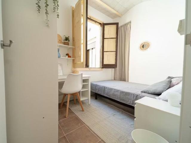 Carrer de Santa Anna, Barcelona, Catalonia 08002