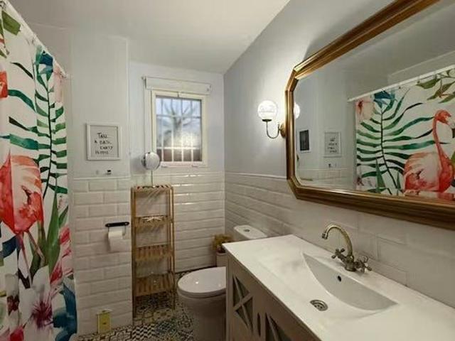Carrer de Pere Bonfill, Valencia, Valencian Community 46008