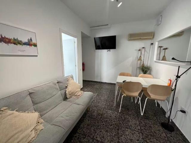 Carrer de Peris Brell, Valencia, Valencian Community 46022